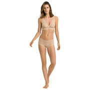 hanro-moments-lace-panty---beige-35928470